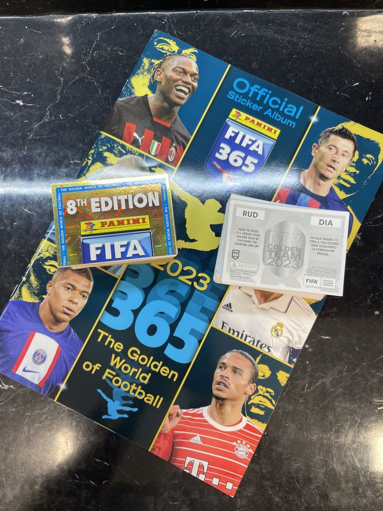 Повна колекція журналу Panini FIFA 365 2023