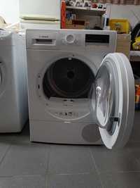Máquina de lavar e máquina de secar roupa