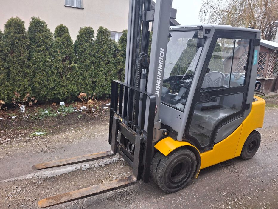 Wózek widłowy Jungheinrich TFG 430s widlak czołówka hydrostat gazowy