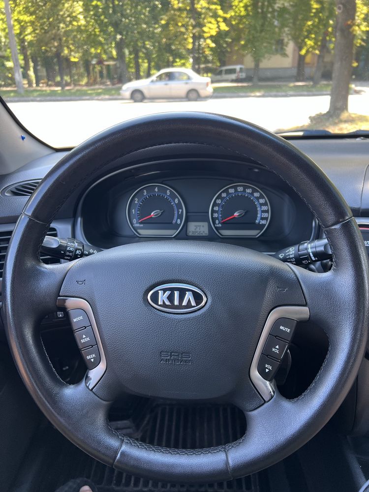 Kia Magentis 2.0 ГАЗ/Бенз
