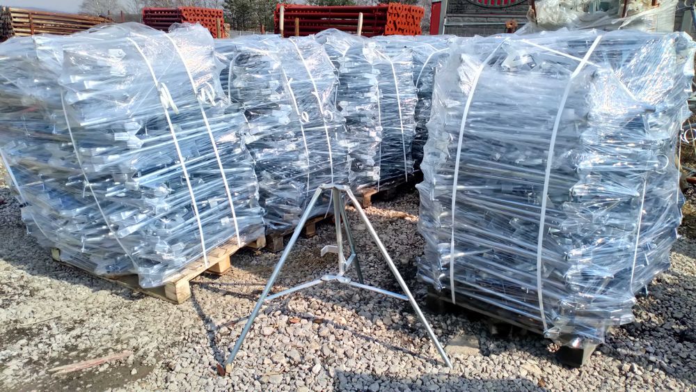 Stemple budowlane Podpory stropowe Podpora stalowa Szalunek stropowy