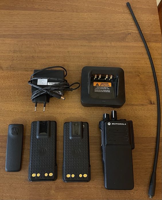 Рація Motorola  e 4400