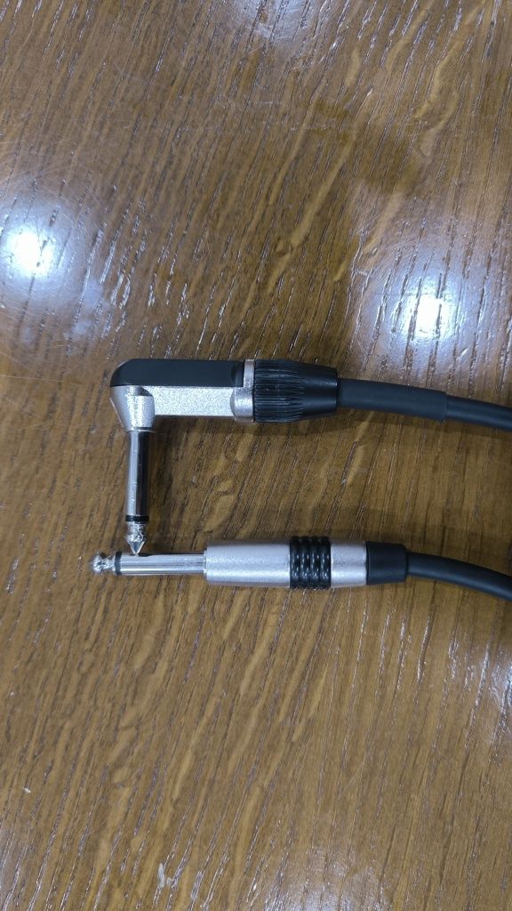 Cabo para instrumentos