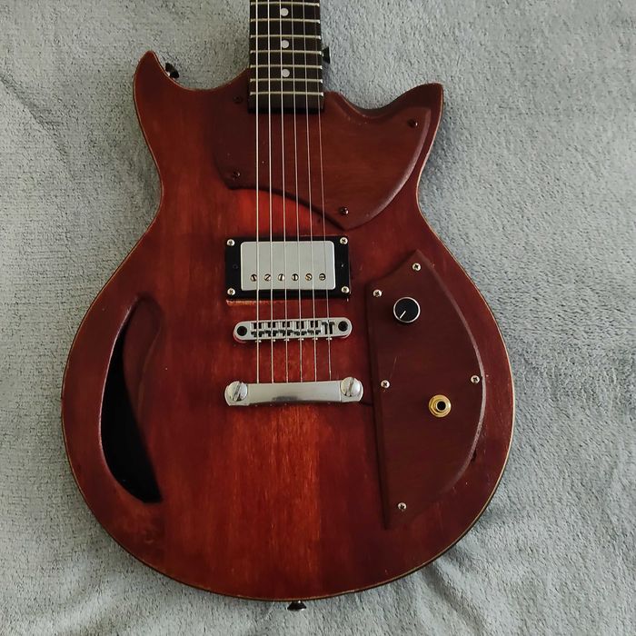 Gitara elektryczna lutnicza