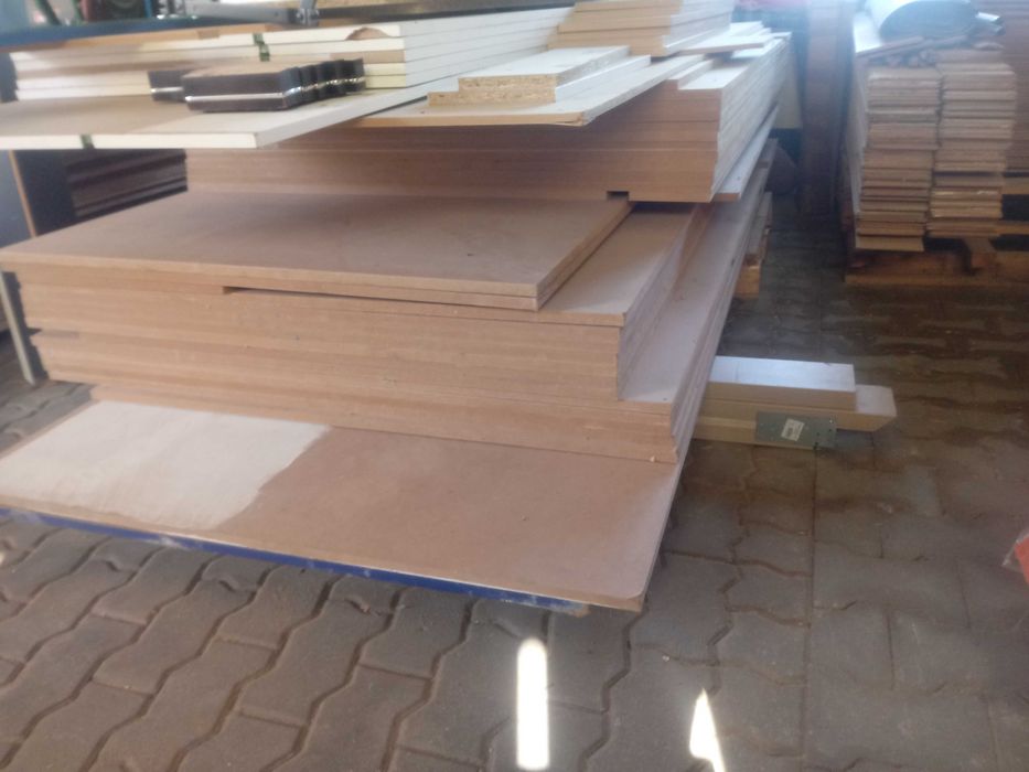 Sprzedam plyty mdf i wiorowe