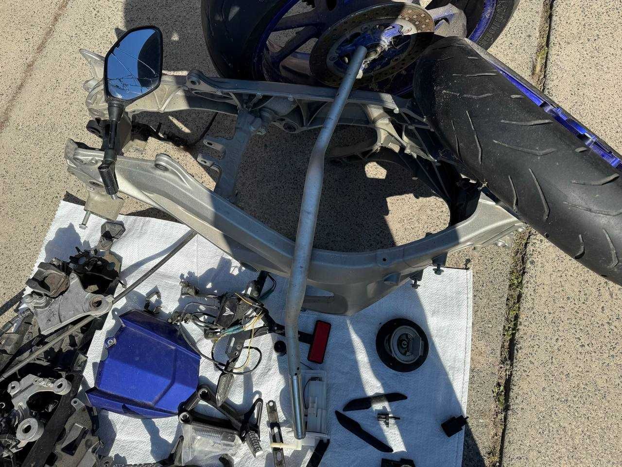 Yamaha MT-09 запчастини від донора