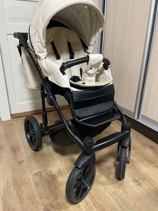 Коляска Adamex Porto Light 2 в 1