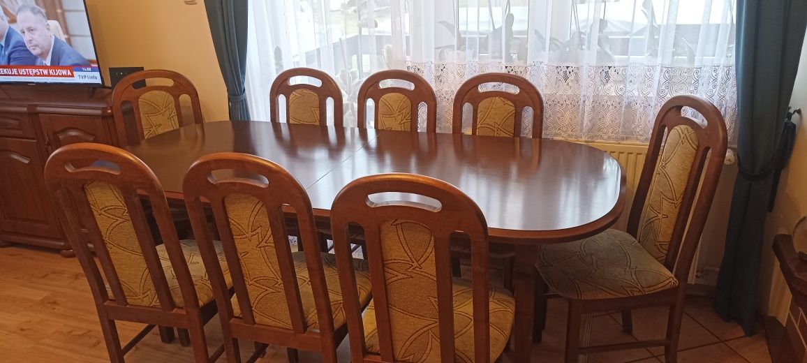 Stół + 8 krzeseł