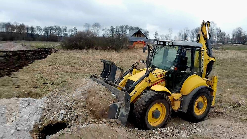 Koparka ładowarka Roboty ziemne Wycinka rekultywacja wykopy spycharka