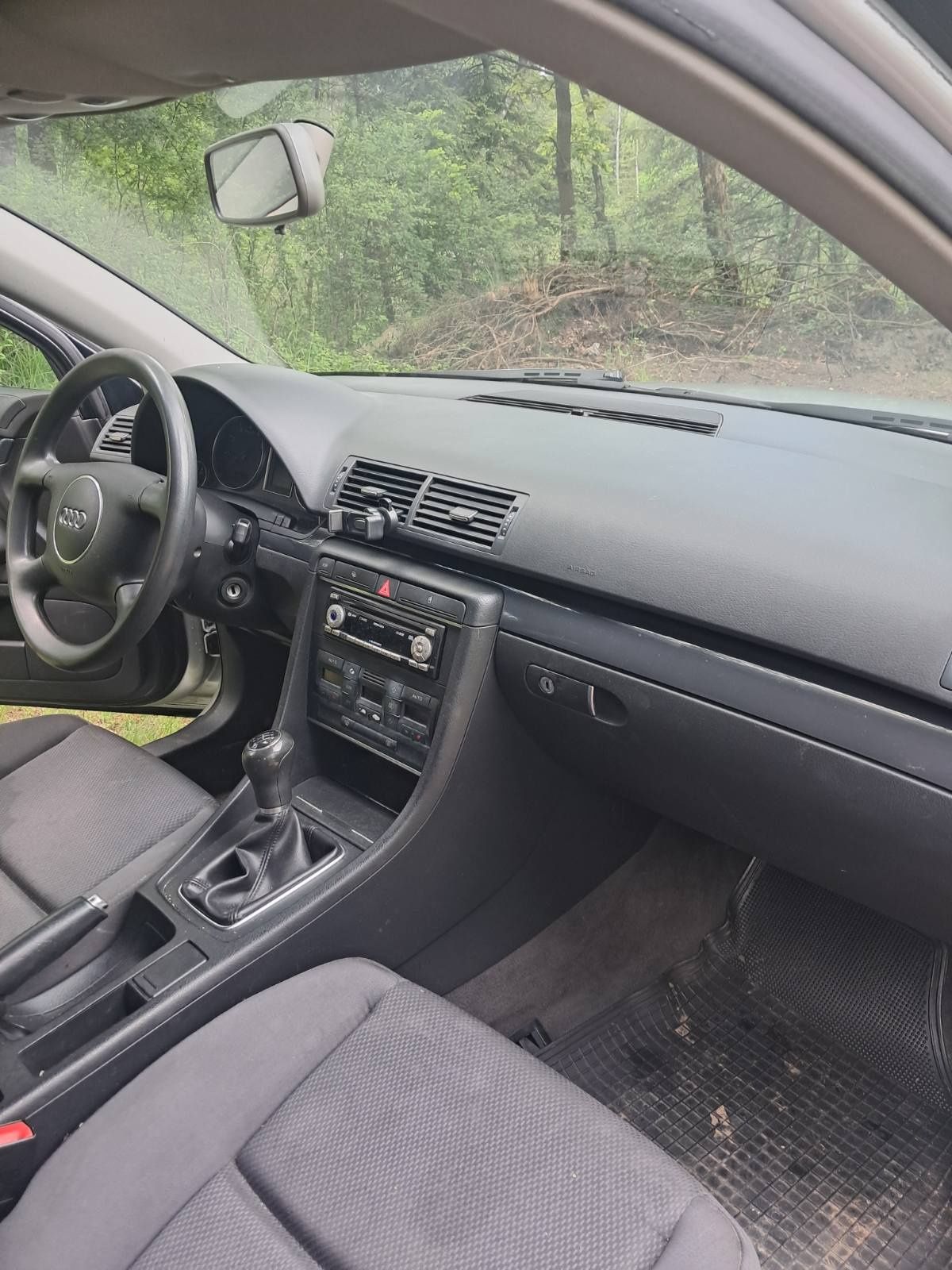 Audi A4 z gazem, 5 drzwi- ekonomiczne i pojemne