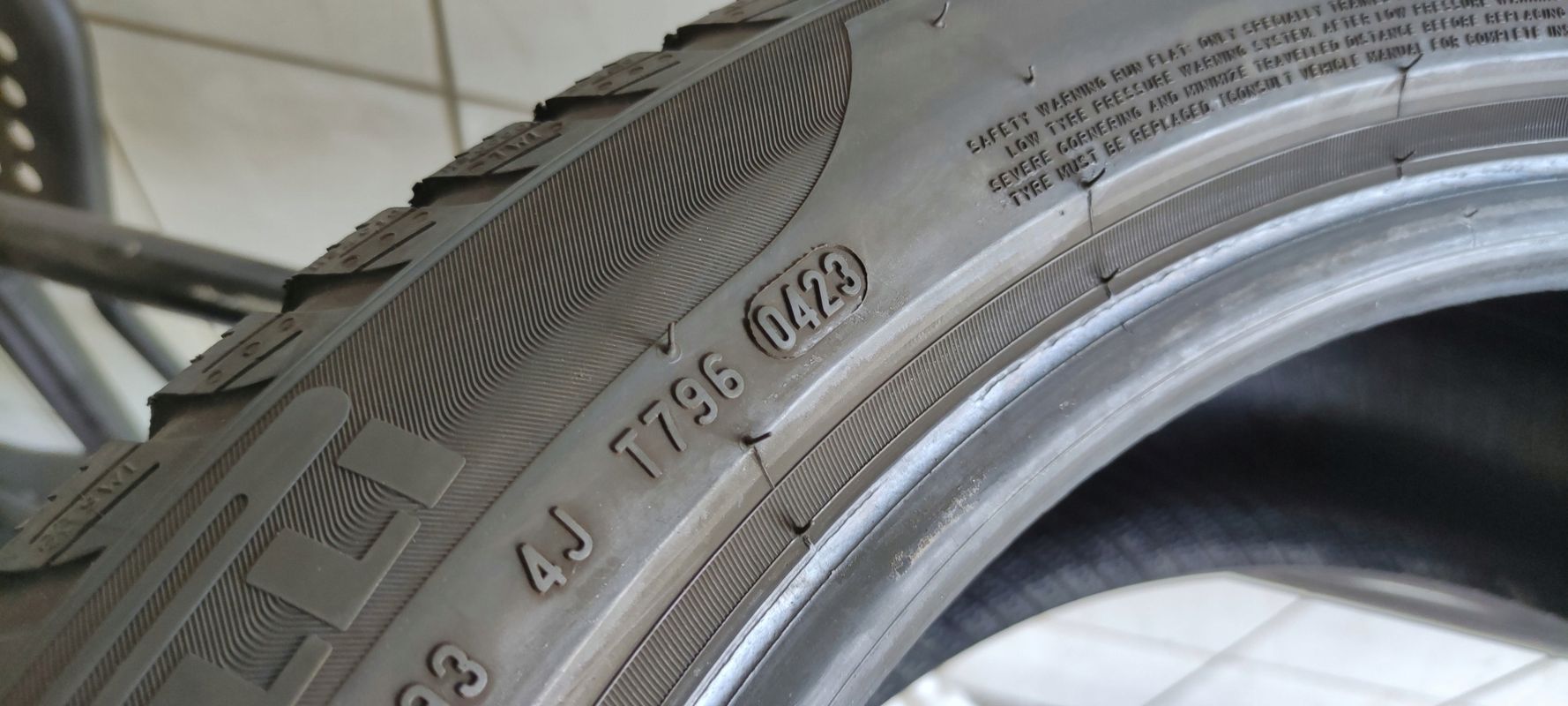 2x 245/45r18 Pirelli SottoZero 3 RunFlat 100v 2023r C/B/72dB