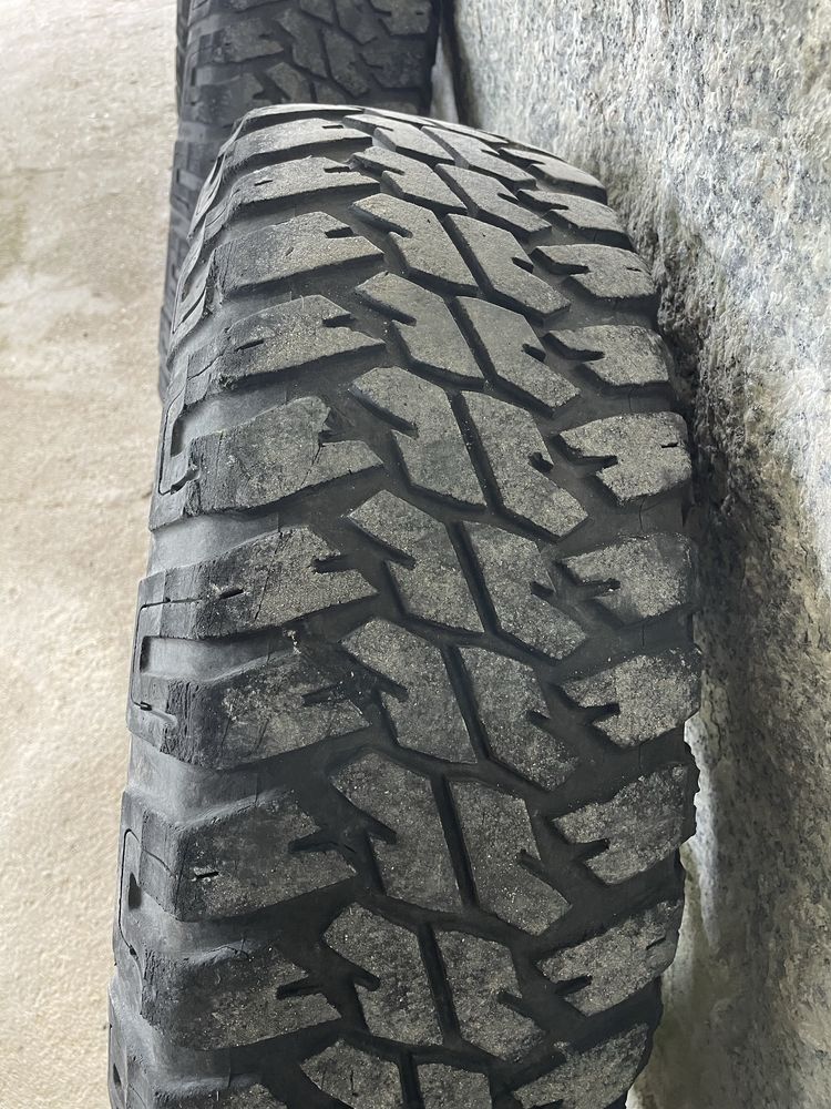 Jantes ferro R15 com pneus 235/75/15