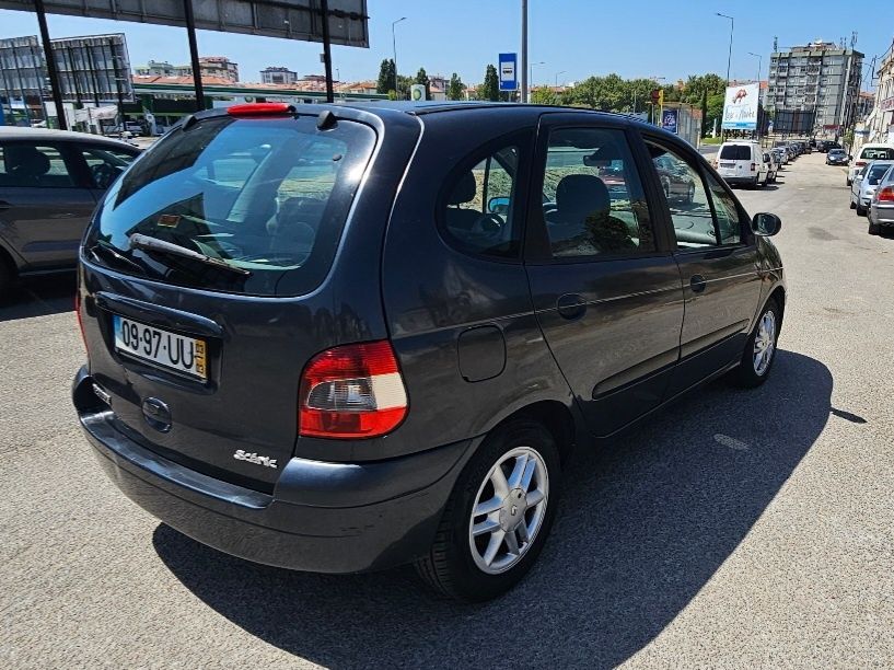 Renault Megane Scenic 1.4 16v ANO 2003
