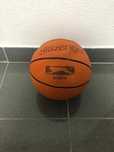 Bola de Basquetebol SLANZENGER - Tamanho oficial
