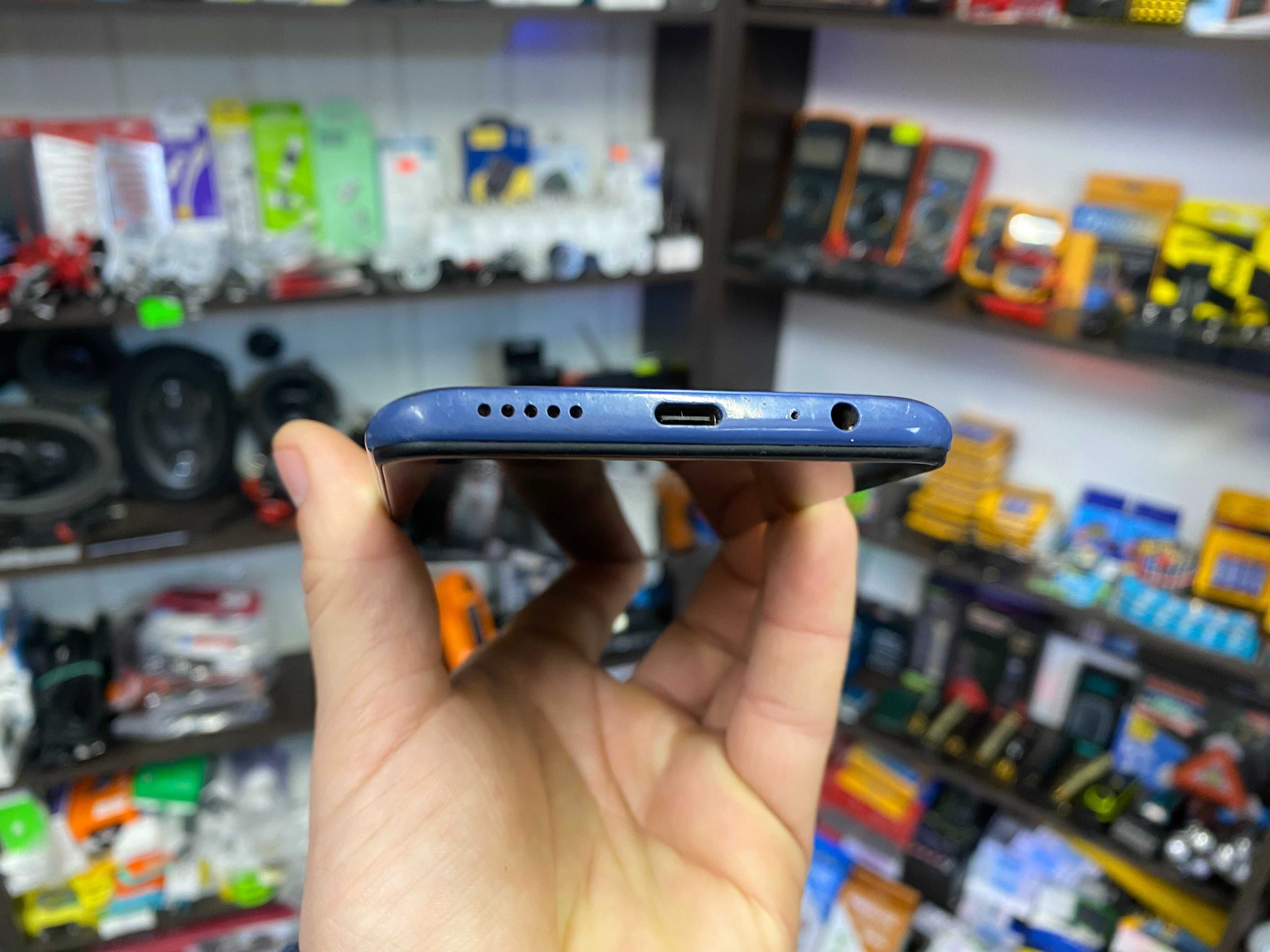 Продам Смартфон Redmi Note 9 4/64g Хороший стан! Магазин!