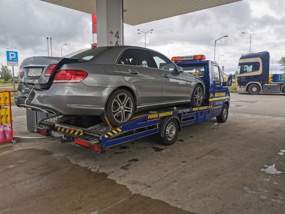 Laweta Pomoc Drogowa Holowanie Transport aut i maszyn rolniczych