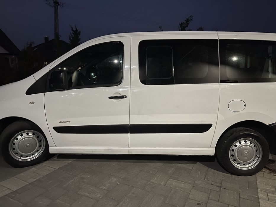 Wynajem samochodów osobowych, bus, elektryk, scudo,jumpy bmw i3s; 5008