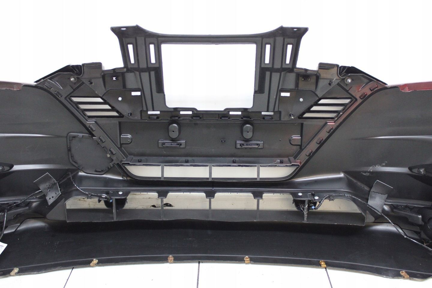 NISSAN QASHQAI J11 LIFT 17R- ZDERZAK PRZÓD PRZEDNI 4X PDC HALOGENY