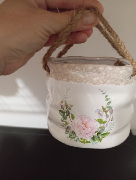Sprzedam ceramiczną osłonkę na doniczkę
