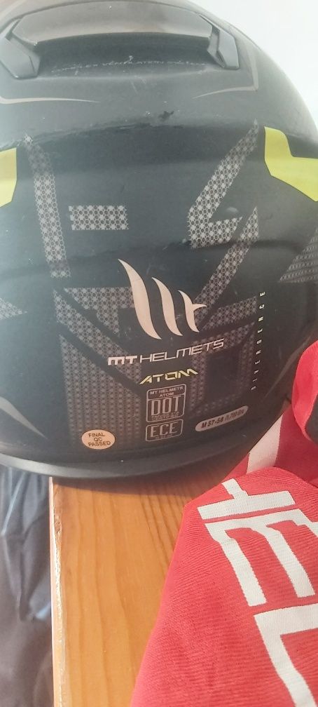 MT Helmets ATOM estimado