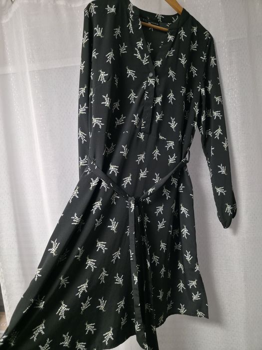 Sukienka bodyFLIRT r. 42 na codzień