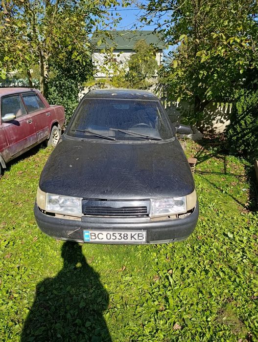 Продається лада 2010 і капєйка