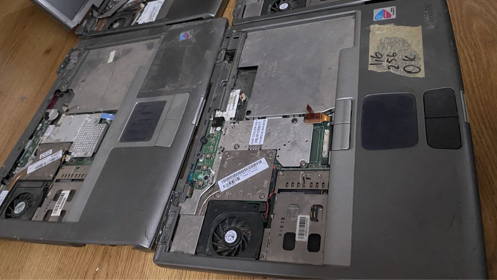 Dell laptop na części Pp05L Pp11L Pp17L