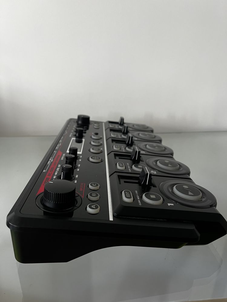 Boss RC-505 MK1