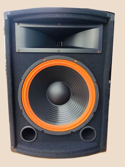 Coluna de som 400 Watts Como nova
