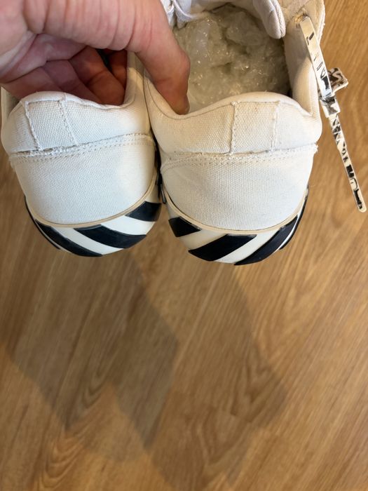 Off-White Vulcanized Low