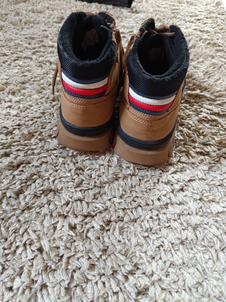 Trapery zimowe TOMMY HILFIGER