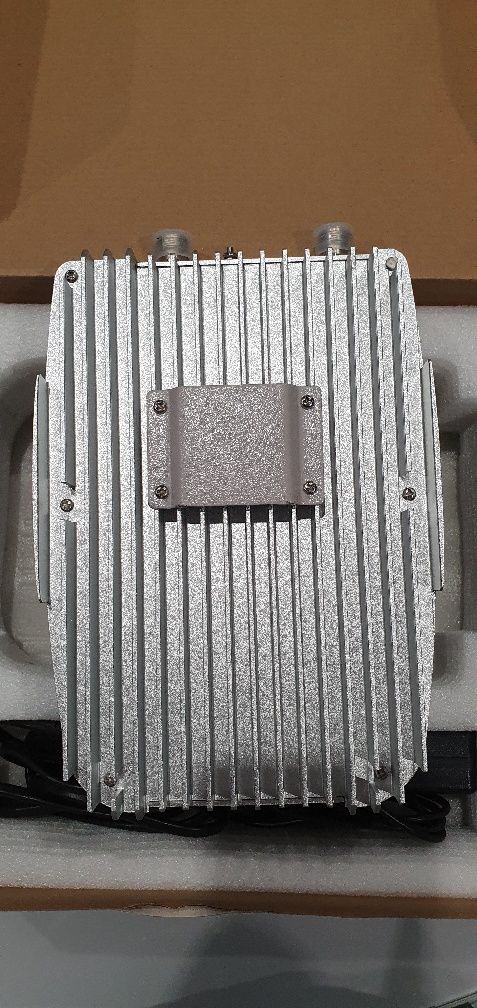 Wzmacniacz repeater sygnału GSM-505 Signal