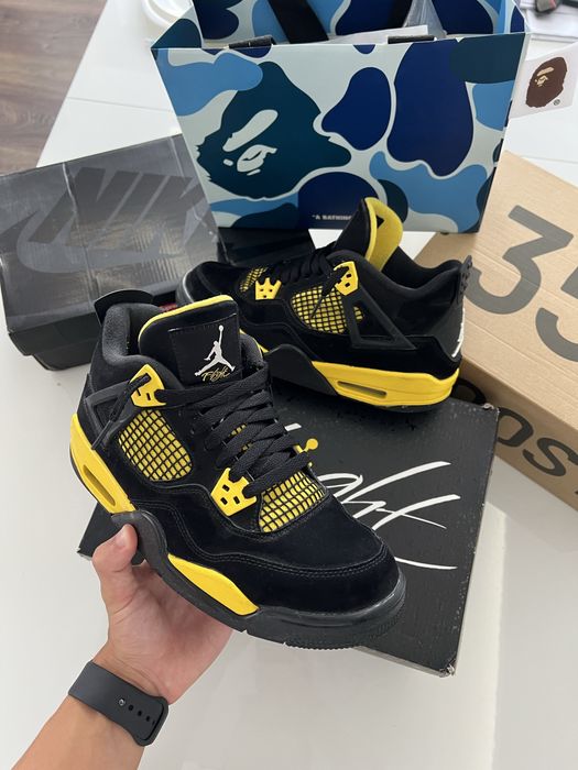 Jordan Retro 4 Thunder (GS)