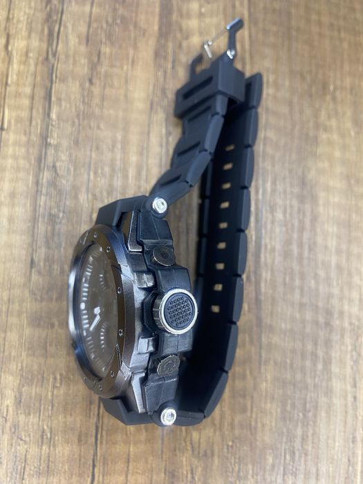 Męski zegarek sportowy analogowo-cyfrowy