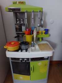 Cozinha com utensílios