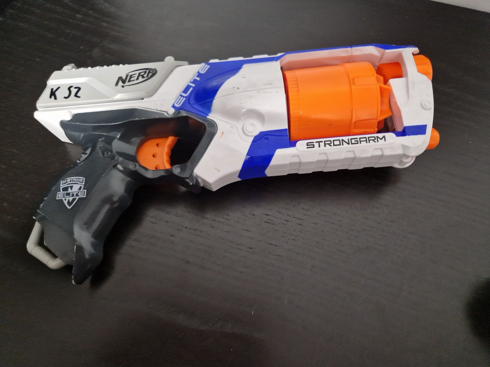 Pistolet Nerf Strongarm
