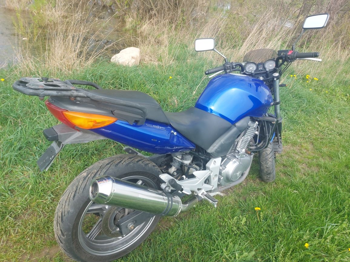 Honda cbf 500 [2005]