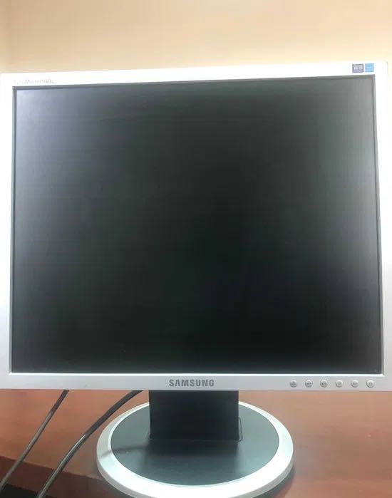 Samsung SyncMaster 940N