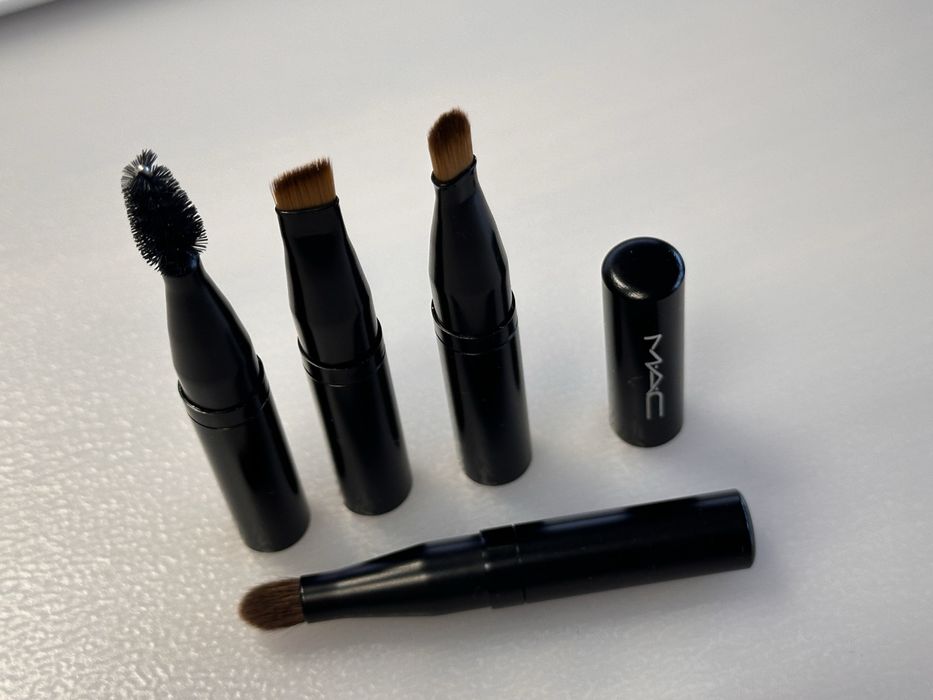 MAC Cosmetics Składany pędzel wielofunkcyjny 4 elementy do oczu brwi