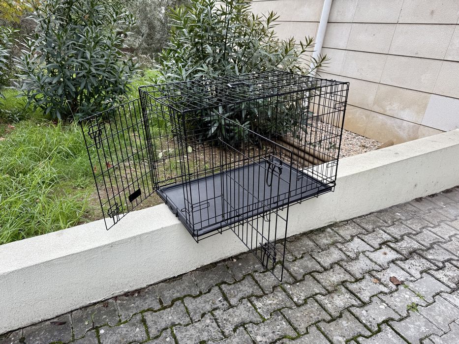 Jaula de metal em excelente estado