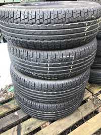 Opony 235/65/R17