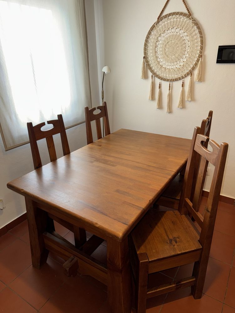 Mesa de jantar extensível