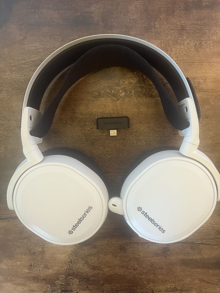 Steelseries Arctis 7+