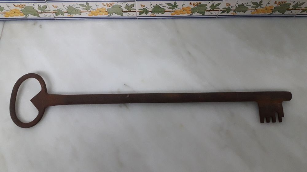 Chave ferro antiga (60 cm compr.)