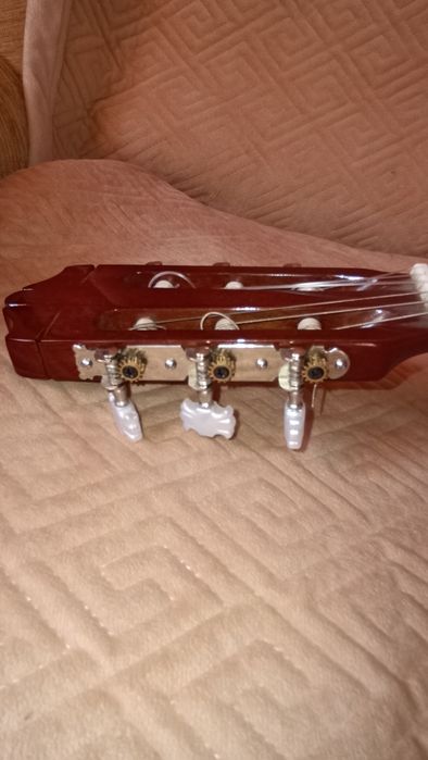 Акция!  Фирменная электроакустическая Гитара  Yamaha CGX-101 + подарок