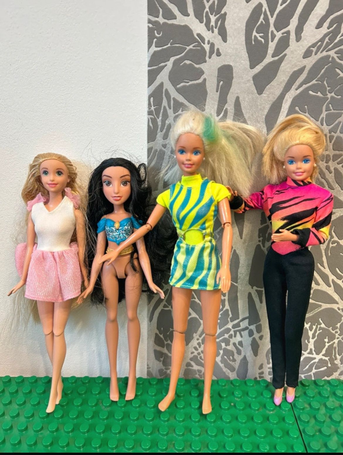 Lalki Barbie księżniczka Roszpunka Dżasmina Mattel Hasbro