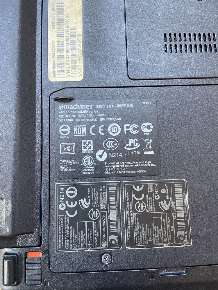 Нетбук Emachines kav60
