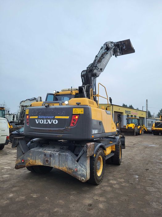 Usługi koparką kołową, gąsienicową