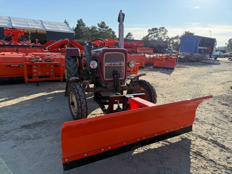 Pług do Śniegu NA PRZÓD CIĄGNIKA - 1.5 m / 2.0 m / 2.5 m - C330 MF-235