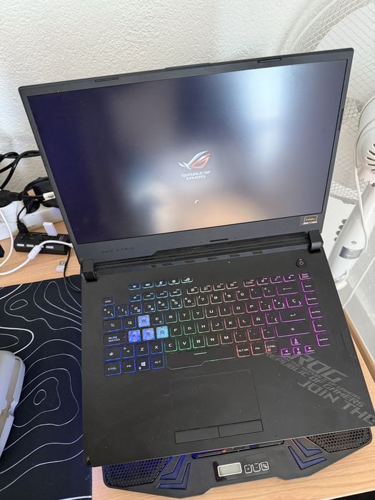 Asus Rog Strix I7 10750H, RYX 2070. 500 ssd